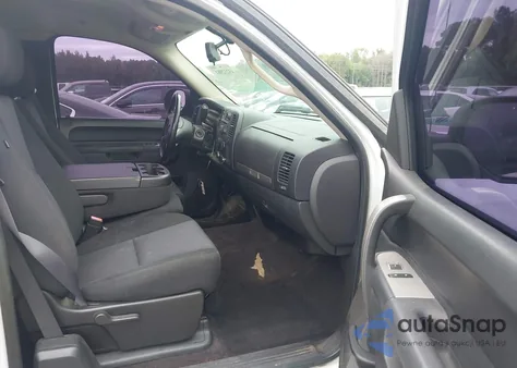 2011 Chevrolet Silverado 1500 Lt z USA, uszkodzony, nr VIN 1GCRCSE05BZ106834